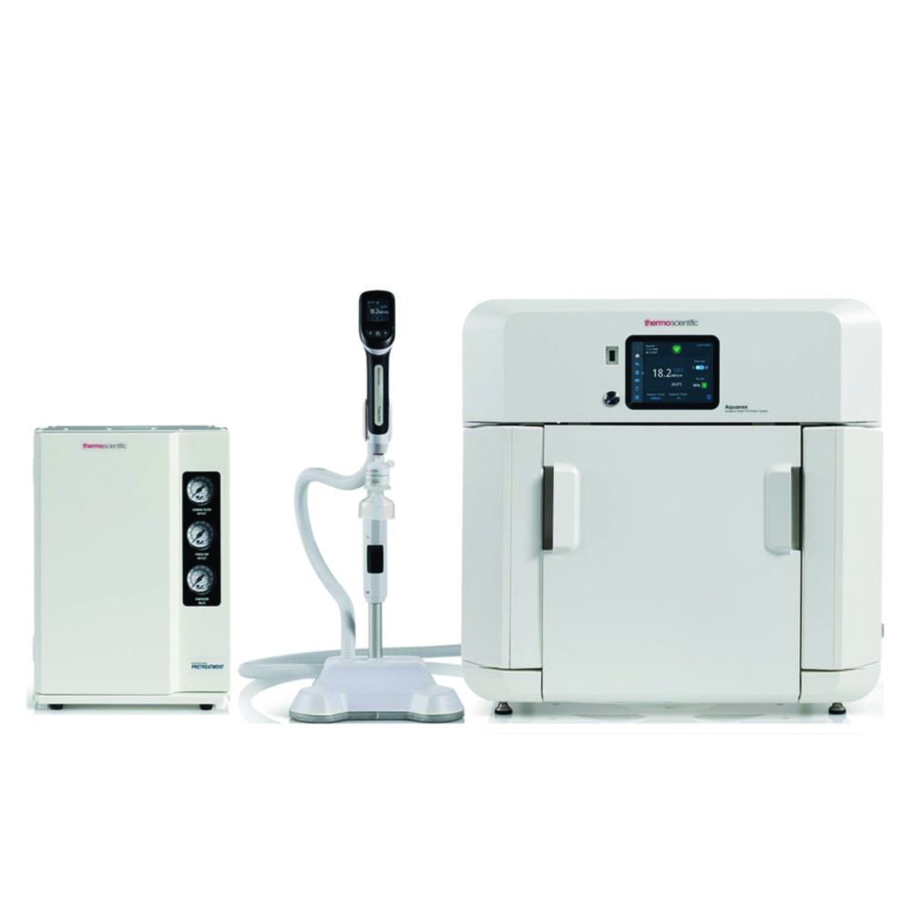 Systém čistej a ultračistej vody Aquanex™ s integrovanou 10 l nádržou a systémom predúpravy Barnstead™