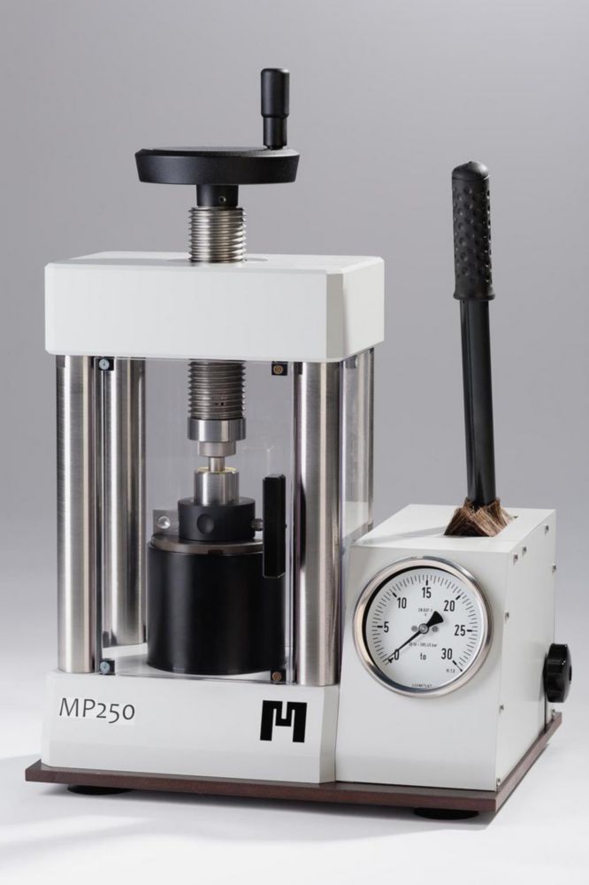 Laboratórne lisy MP250
