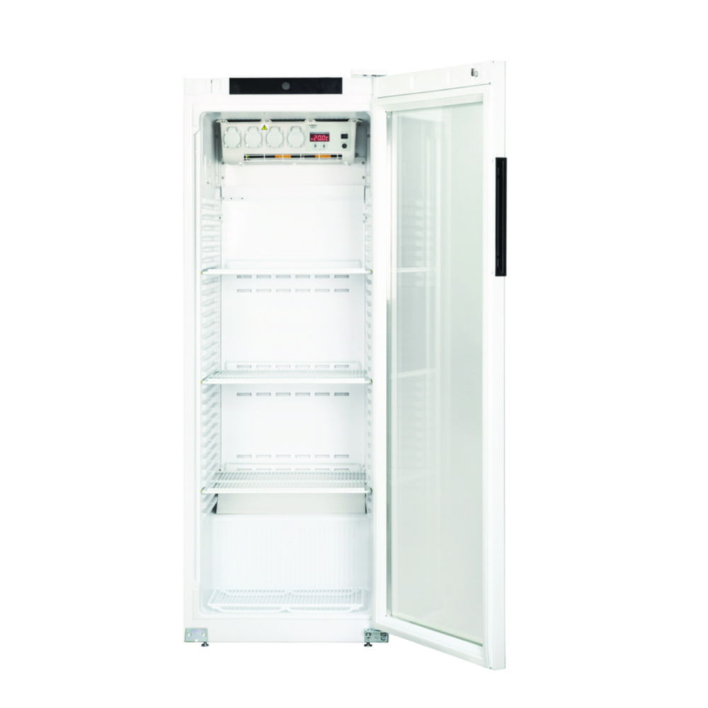 Skriňa s riadenou teplotou TS 700-G/4-i pre štandardné aplikácie, 4 vnútorné zásuvky, sklenené dvere