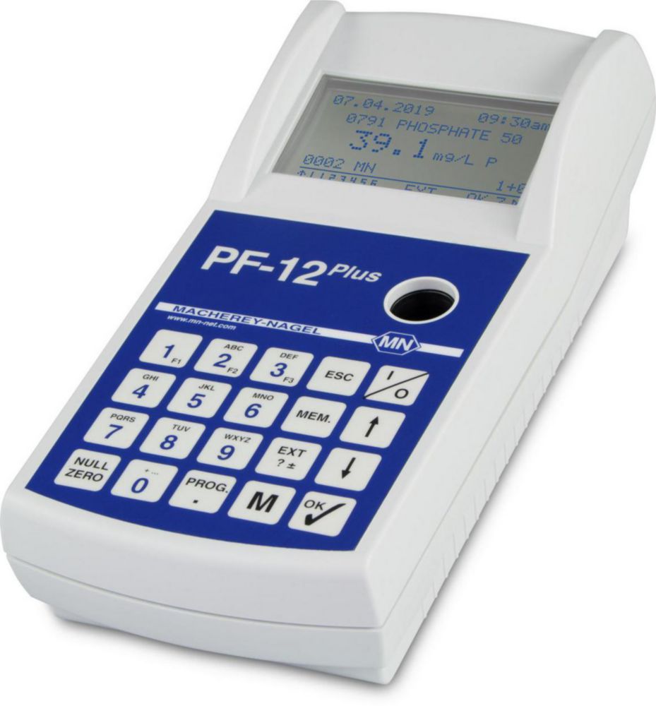Kompaktný fotometer <i><sup>PF-12Plus</sup></i>