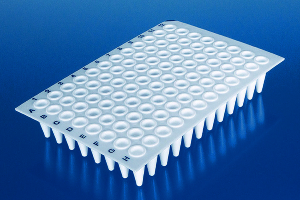 96-jamkové PCR platne, PP, bez sukničiek