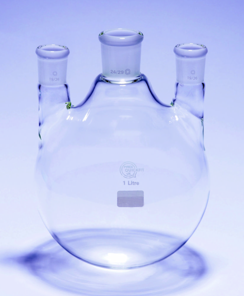 Baňky s okrúhlym dnom s tromi hrdlami, NS spojmi, paralelnými ramenami, <sup>Pyrex®</sup>